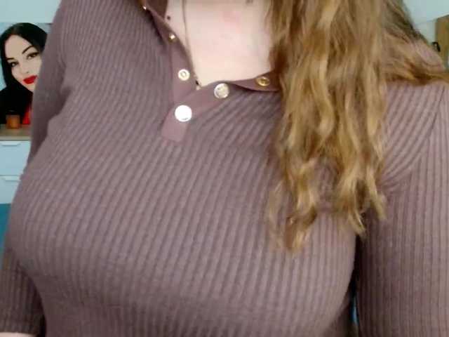 Leilabeayte24 Live Cam on BongaCams