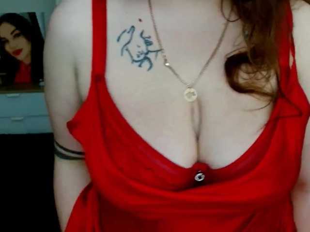 Leilabeayte24's BongaCams show and profile