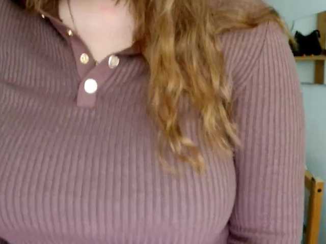 Leilabeayte24's BongaCams show and profile