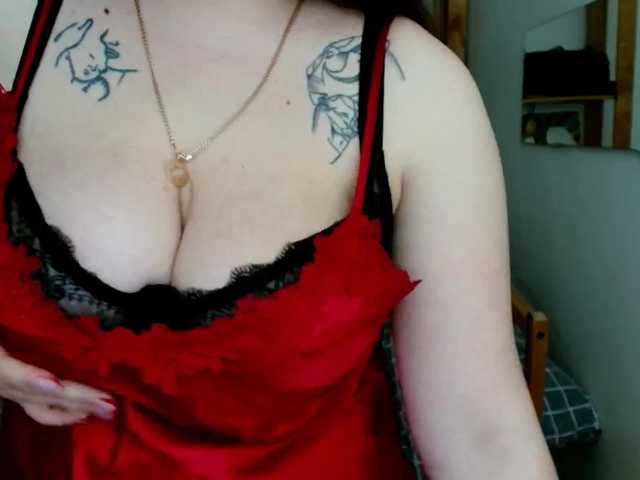 Leilabeayte24's BongaCams show and profile