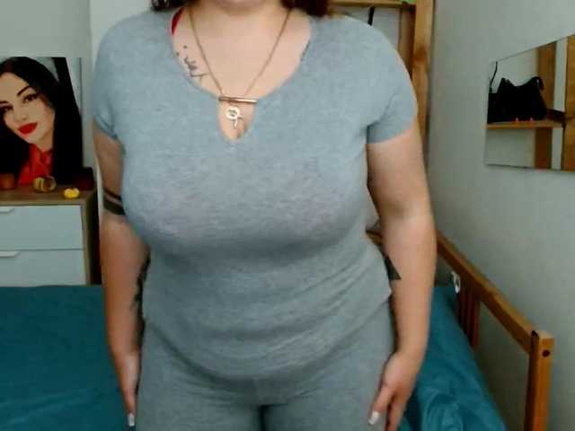Leilabeayte24's BongaCams show and profile