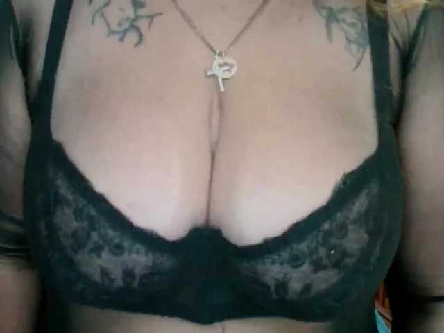 Leilabeayte24 webcam