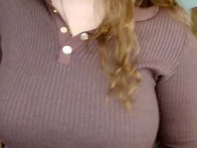 Leilabeayte24's BongaCams show and profile