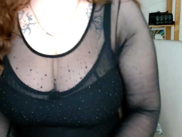 Leilabeayte24's BongaCams show and profile