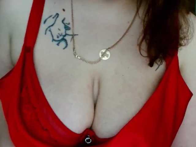 Leilabeayte24's BongaCams show and profile