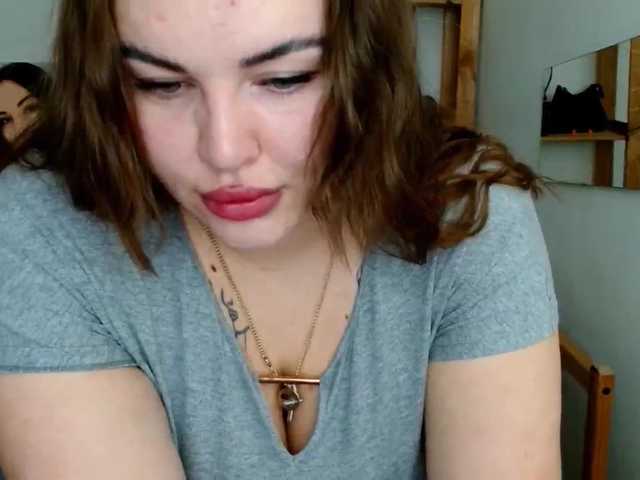 Leilabeayte24's BongaCams show and profile