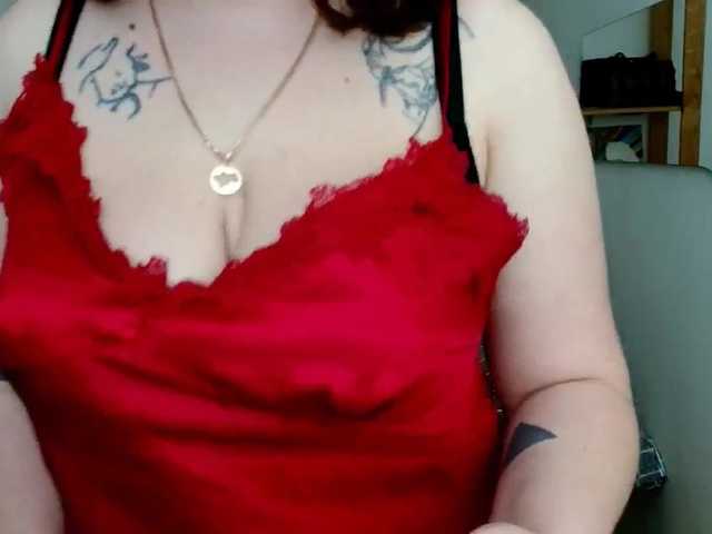 Leilabeayte24's BongaCams show and profile
