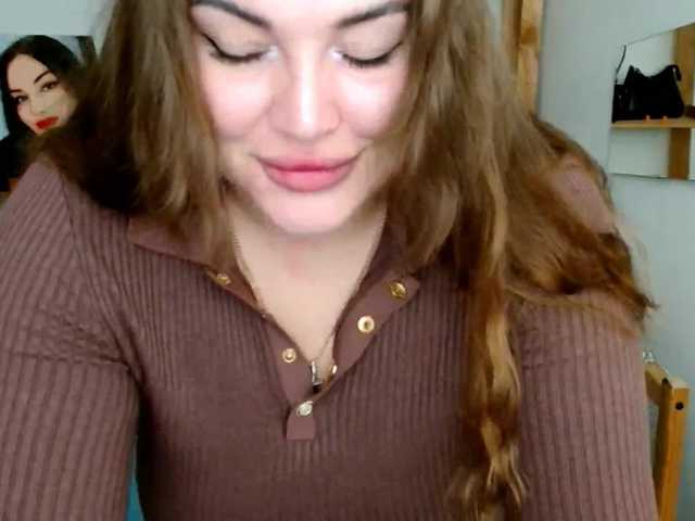 Leilabeayte24's BongaCams show and profile