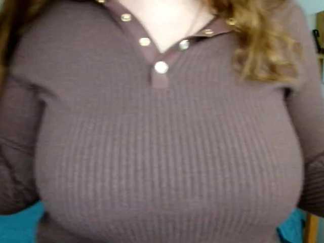 Leilabeayte24's BongaCams show and profile