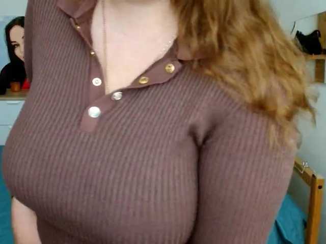 Leilabeayte24's BongaCams show and profile