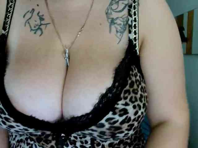 Leilabeayte24 webcam