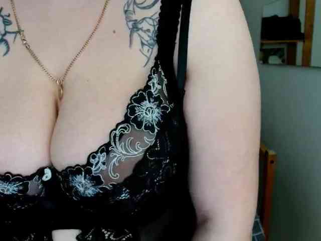 Leilabeayte24 webcam