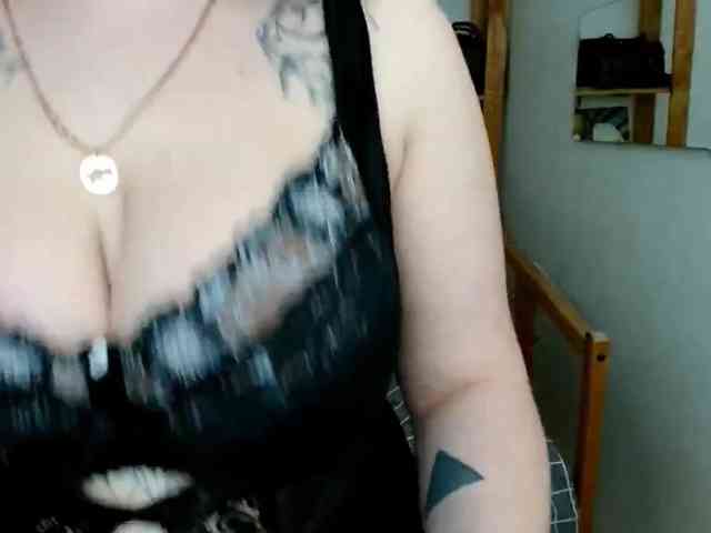 Leilabeayte24 webcam