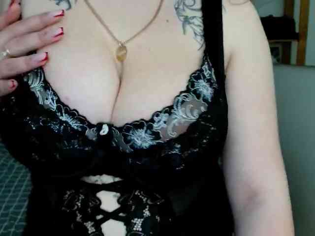 Leilabeayte24 webcam