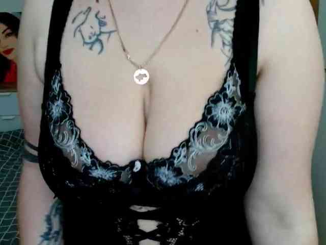 Leilabeayte24 webcam