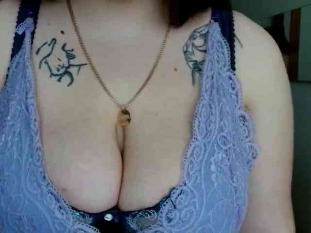 Leilabeayte24 webcam