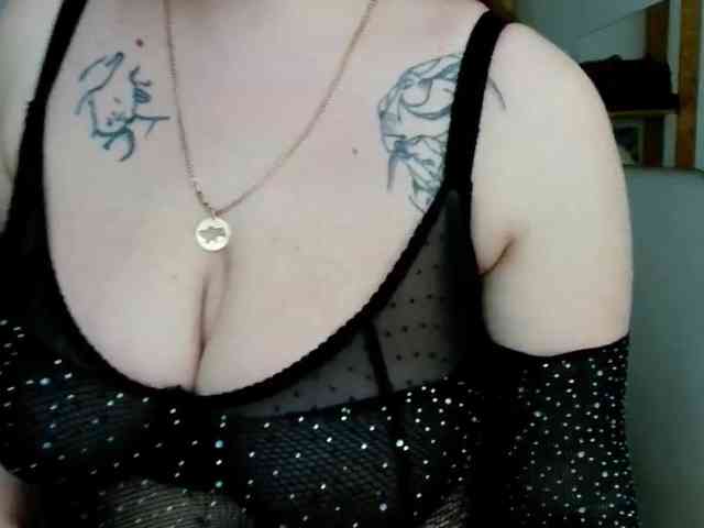 Leilabeayte24 webcam