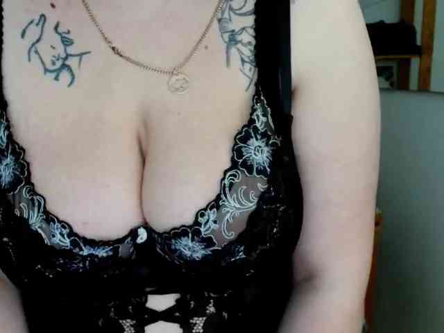 Leilabeayte24 webcam