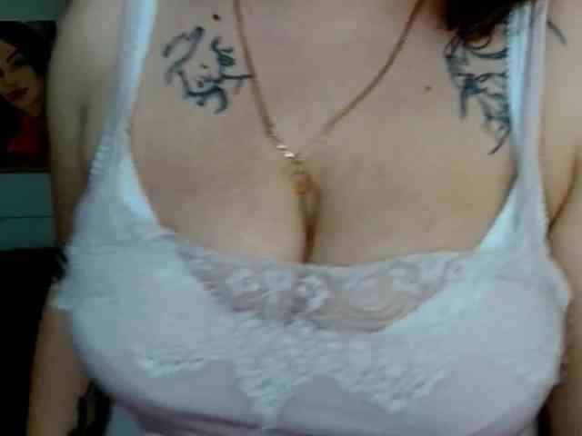 Leilabeayte24 webcam