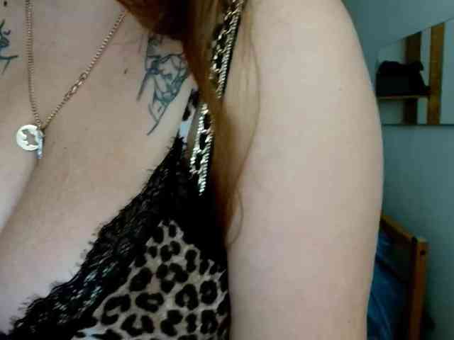 Leilabeayte24 webcam