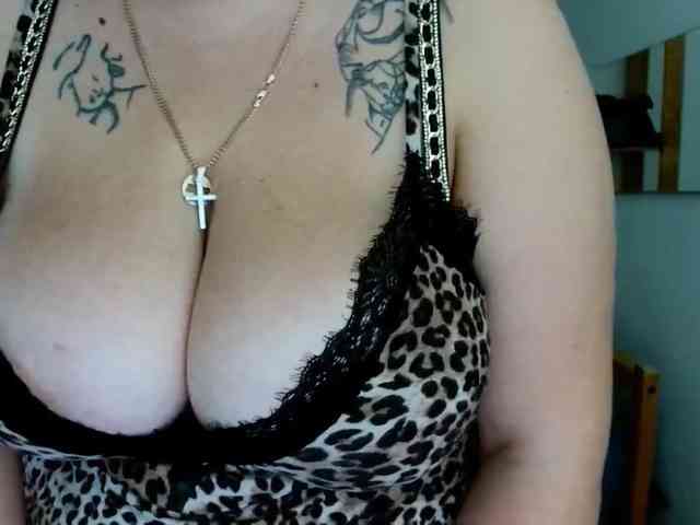 Leilabeayte24 webcam