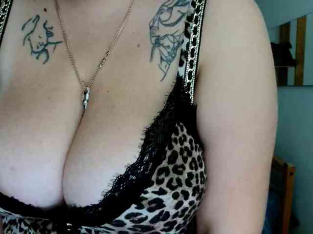 Leilabeayte24 webcam