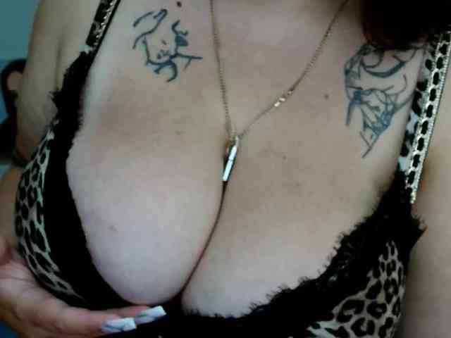 Leilabeayte24 webcam