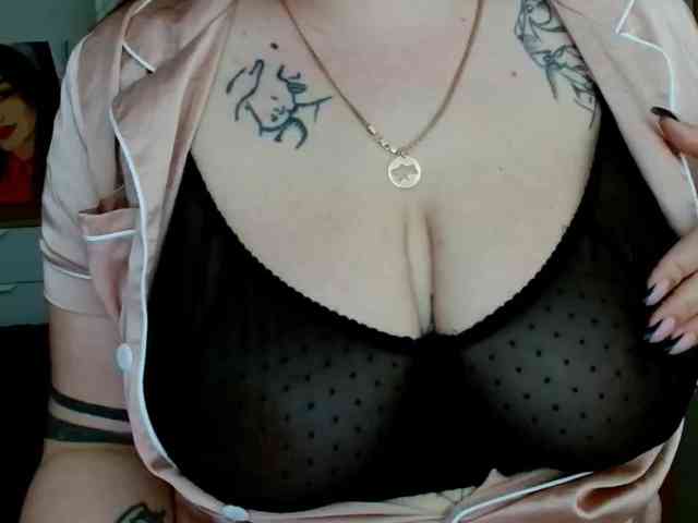 Leilabeayte24 webcam