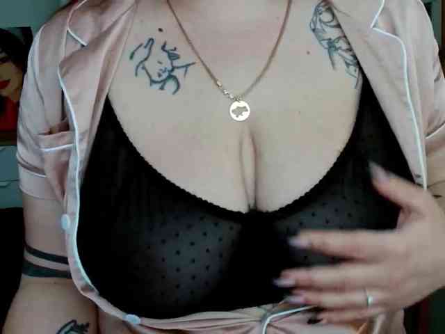 Leilabeayte24 webcam