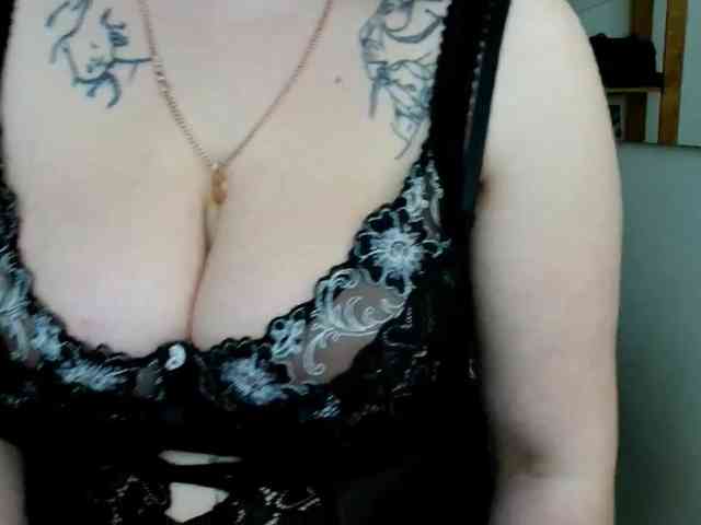 Leilabeayte24 webcam