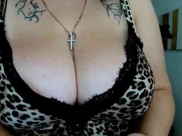 Leilabeayte24 webcam