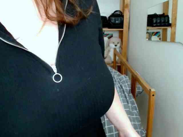 Leilabeayte24 webcam