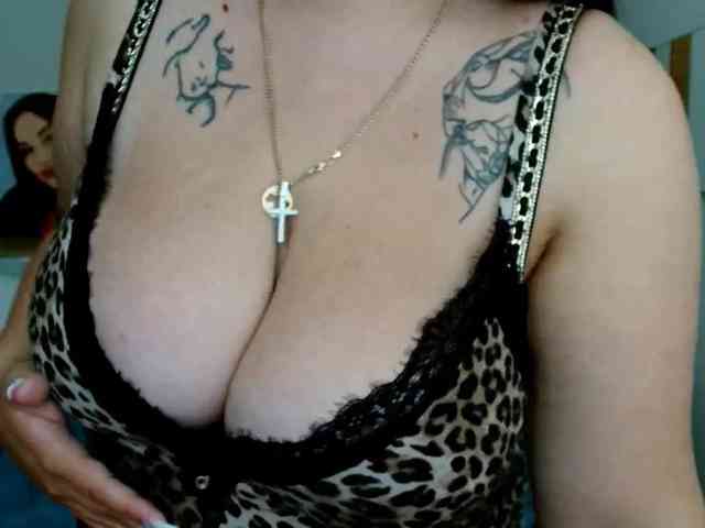 Leilabeayte24 webcam