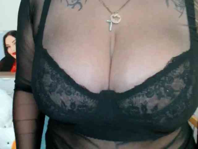 Leilabeayte24 webcam