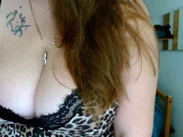 Leilabeayte24 webcam