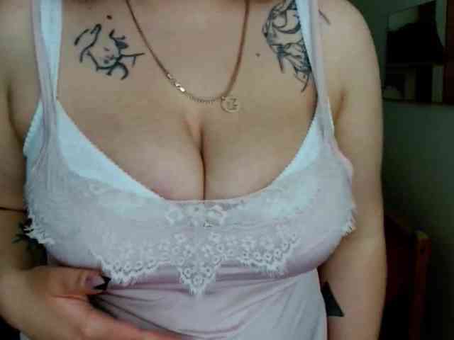 Leilabeayte24 webcam