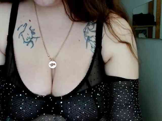 Leilabeayte24 webcam