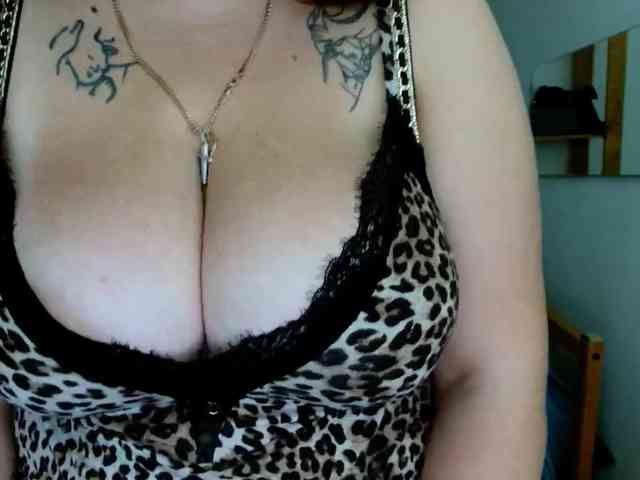 Leilabeayte24 webcam