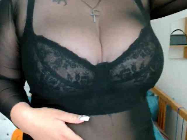 Leilabeayte24 webcam
