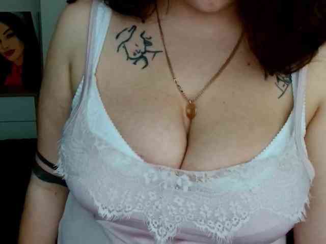 Leilabeayte24 webcam
