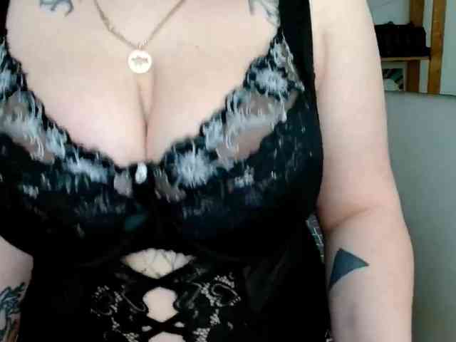 Leilabeayte24 webcam