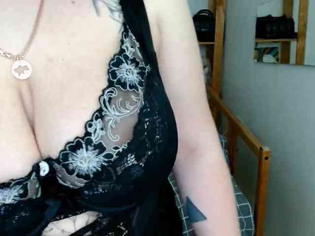 Leilabeayte24 webcam