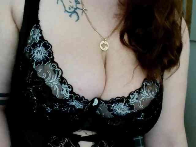 Leilabeayte24 webcam