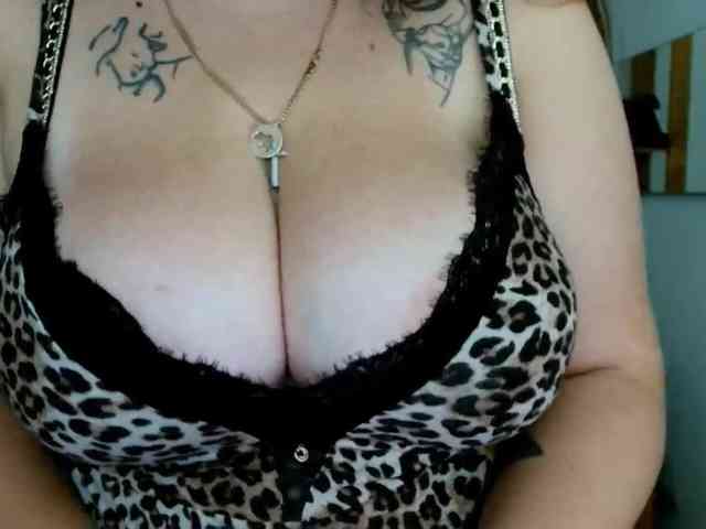 Leilabeayte24 webcam