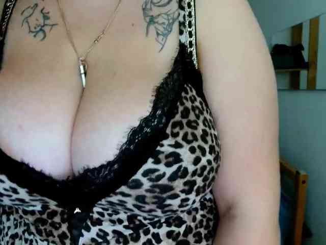 Leilabeayte24 webcam