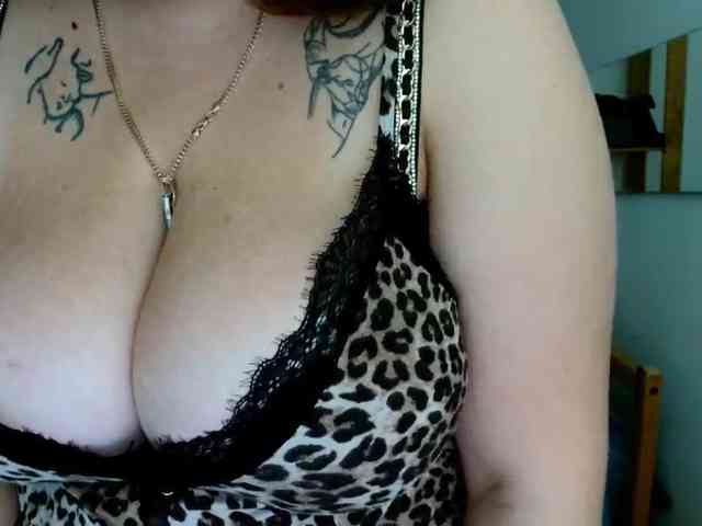 Leilabeayte24 webcam