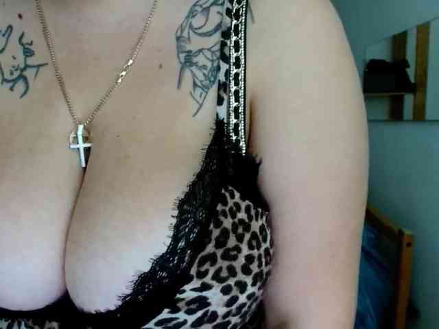 Leilabeayte24 webcam