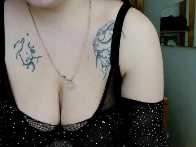 Leilabeayte24 webcam