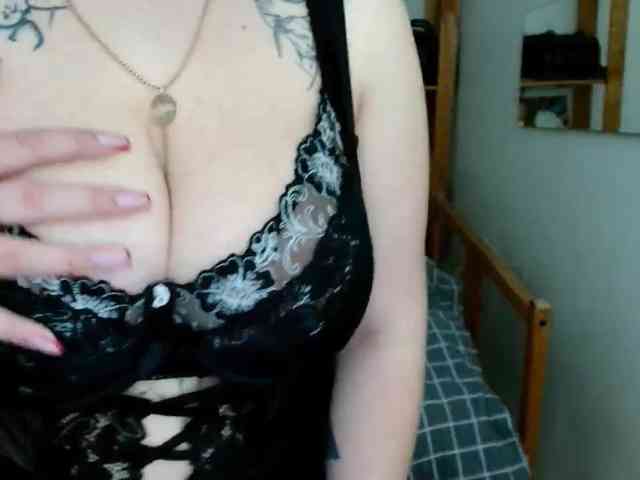 Leilabeayte24 webcam