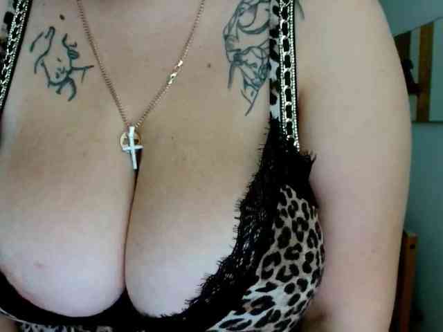 Leilabeayte24 webcam